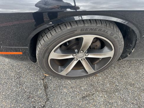 Used 2016 Dodge Challenger R/T Plus image 7