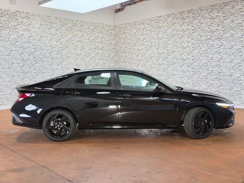 New 2026 Hyundai Elantra SEL Sport Premium FWD image 8