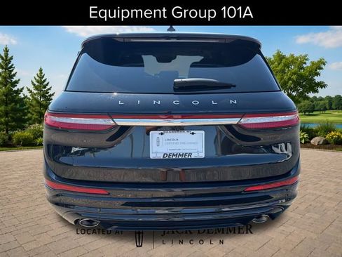 Used 2024 Lincoln Corsair AWD w/ Equipment Group 101A image 6
