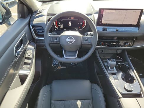 New 2026 Nissan Rogue Platinum AWD/4WD image 17