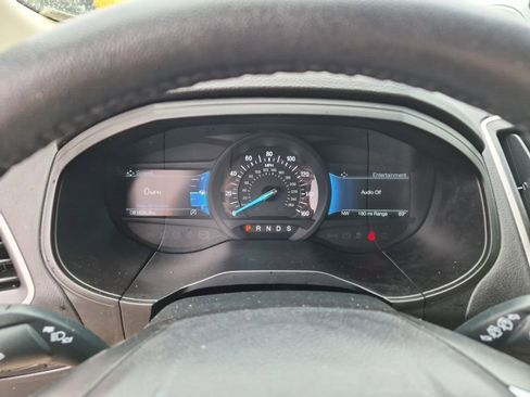 Used 2024 Ford Edge SEL w/ Convenience Package image 12