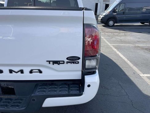 Used 2018 Toyota Tacoma TRD Pro image 17