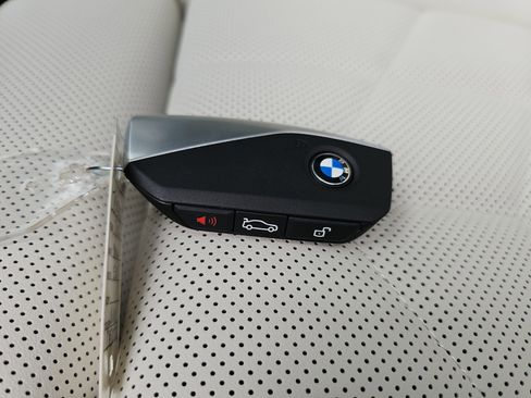 New 2026 BMW 530i w/ Executive Package RWD image 38