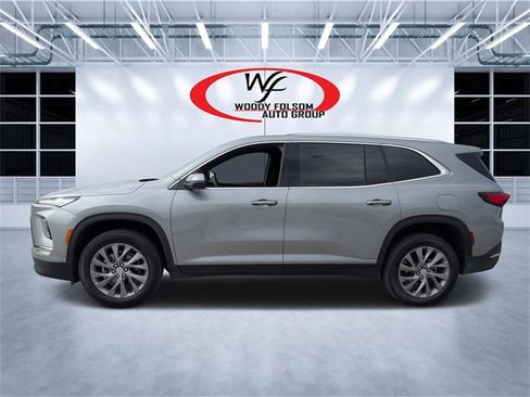 Used 2025 Buick Enclave Preferred image 6