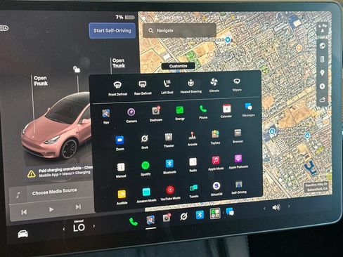 Used 2024 Tesla Model Y Performance AWD/4WD image 18