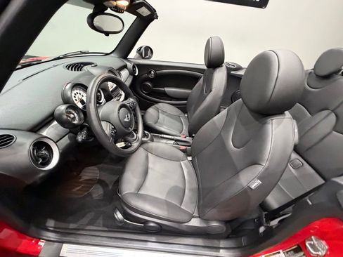 Used 2014 MINI Cooper Convertible FWD image 22
