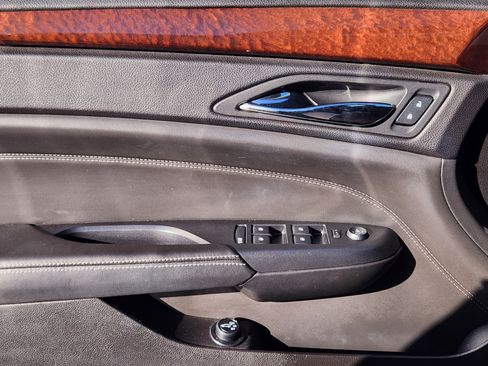 Used 2013 Cadillac SRX Performance w/ Driver Awareness Package image 24