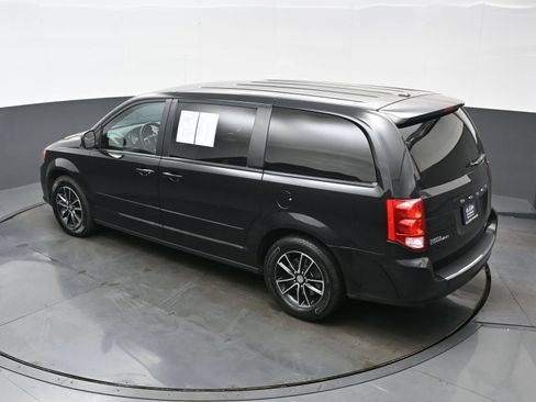 Used 2017 Dodge Grand Caravan GT FWD image 36