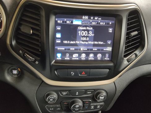 Used 2018 Jeep Cherokee Limited w/ High Altitude Package image 25