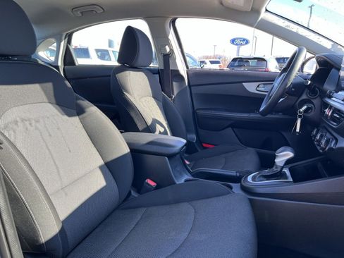 Used 2022 Kia Forte LXS image 25