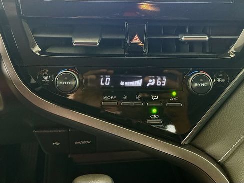 Certified 2023 Toyota Camry SE FWD image 16