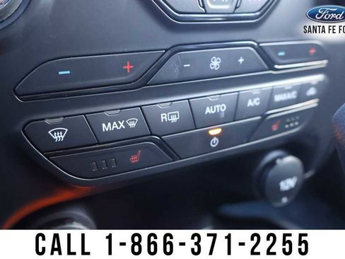 Used 2023 Ford Ranger Lariat w/ Tremor Off-Road Package image 39