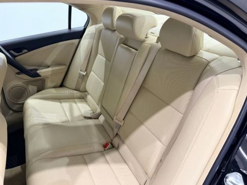 Used 2010 Acura TSX V6 Sedan image 39