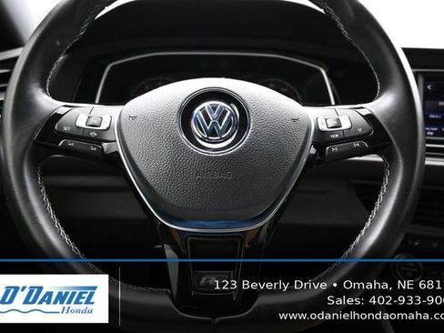 Used 2019 Volkswagen Jetta R-Line FWD image 29