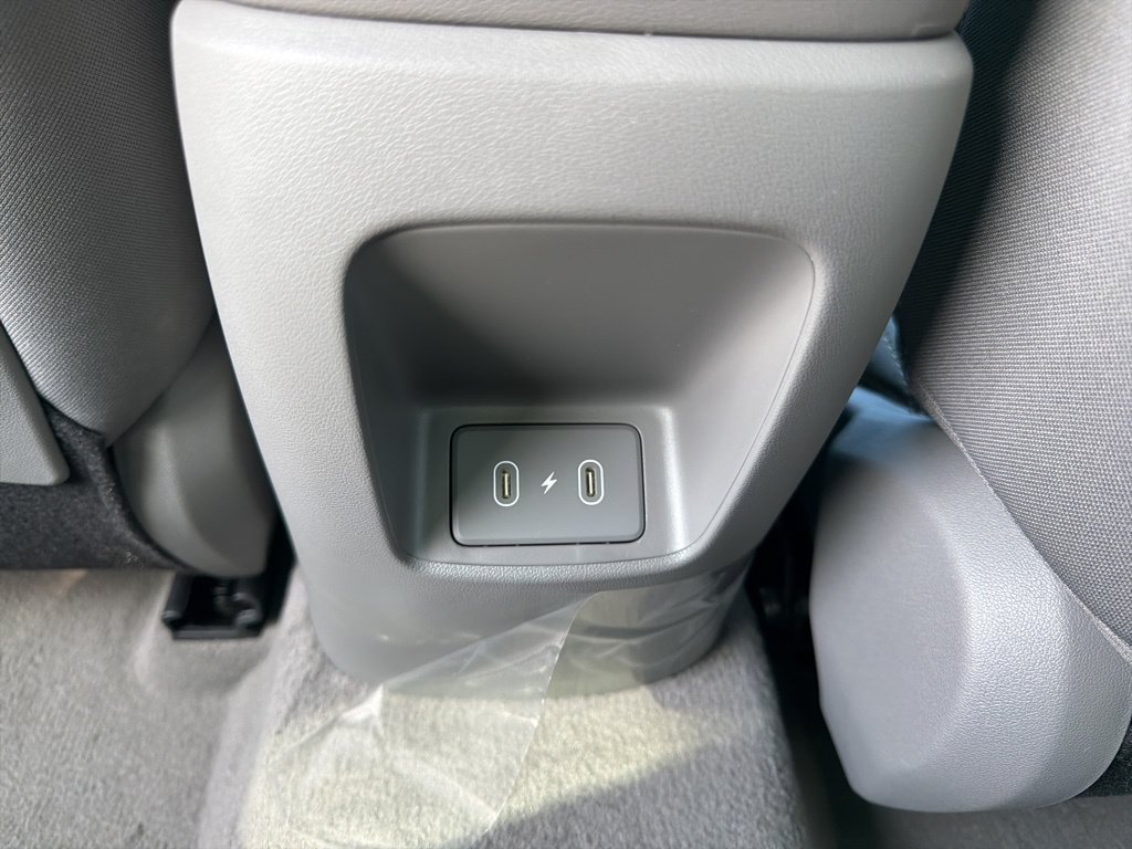 New 2025 Hyundai Elantra SEL FWD image 14