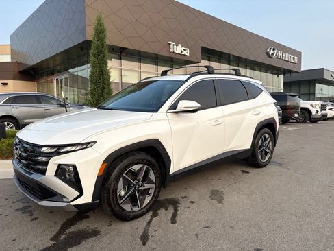 Certified 2026 Hyundai Tucson SEL FWD image 2
