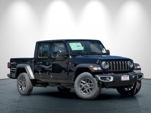 New 2026 Jeep Gladiator Sport AWD/4WD image 2