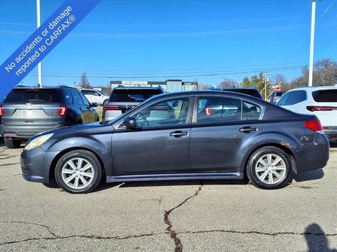 Used 2010 Subaru Legacy 2.5i Premium image 8