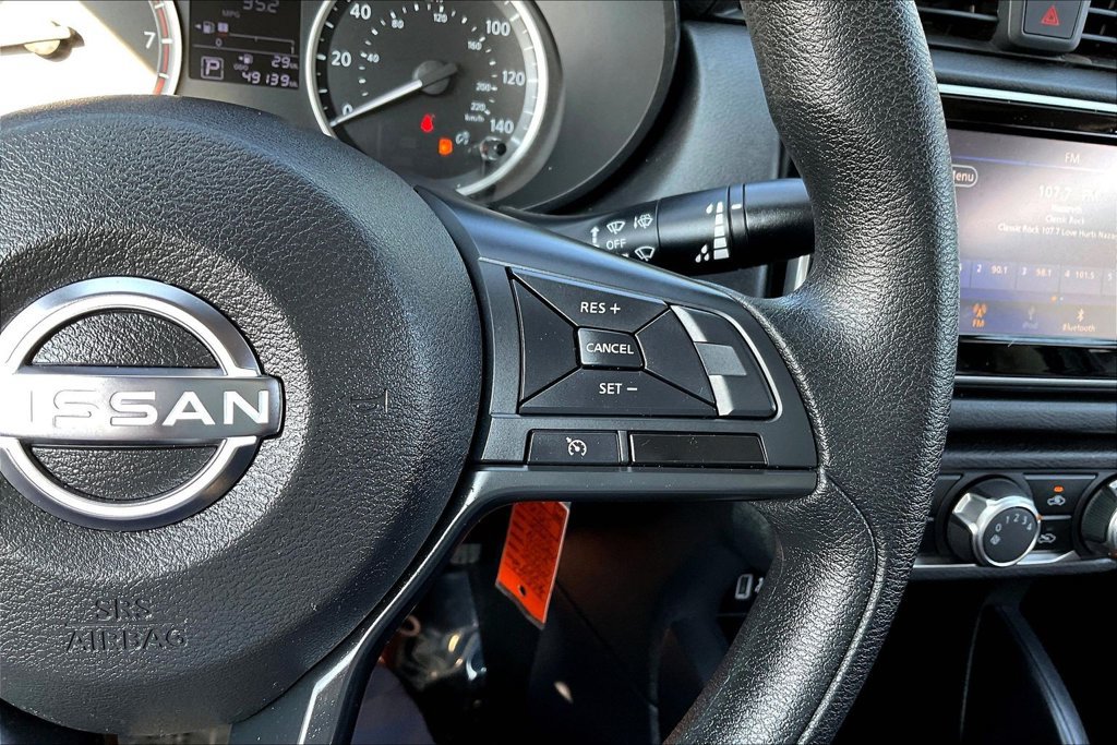Used 2025 Nissan Versa S FWD image 12