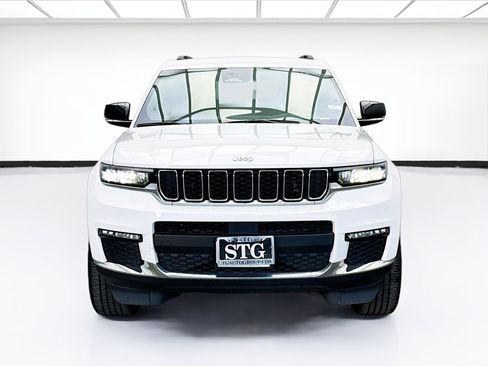 Used 2024 Jeep Grand Cherokee L Limited AWD/4WD image 2