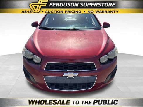 Used 2014 Chevrolet Sonic LT image 10