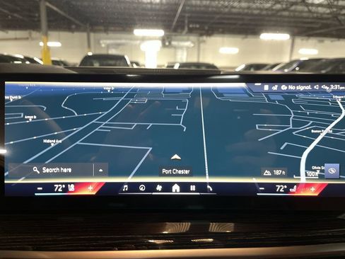 New 2026 BMW X6 xDrive40i w/ Parking Assistance Package image 18