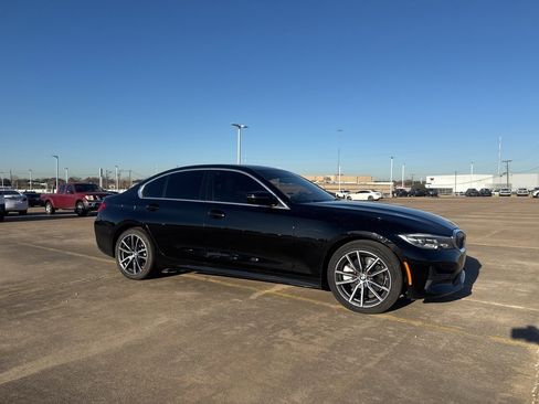 Used 2021 BMW 330i Sedan w/ Convenience Package image 15