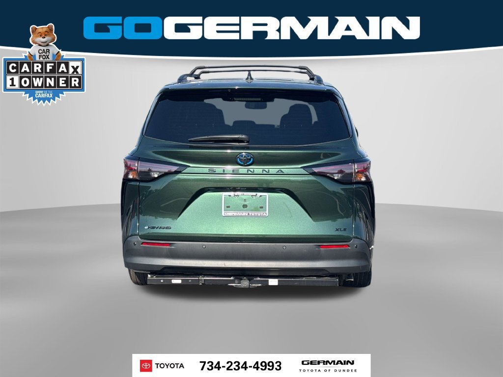 Used 2025 Toyota Sienna XLE Woodland Edition AWD/4WD image 6