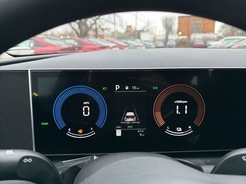 New 2026 Hyundai Tucson Blue SE image 39