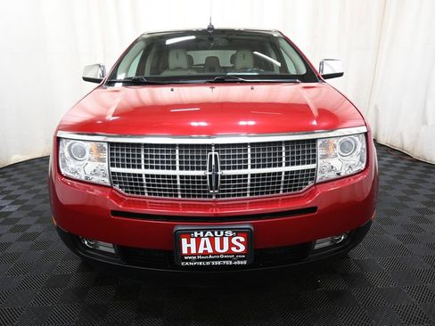 Used 2010 Lincoln MKX AWD image 2