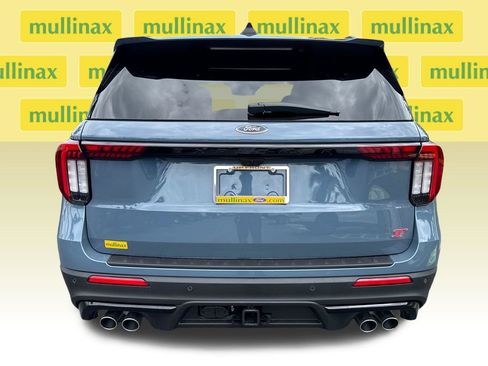 New 2026 Ford Explorer ST RWD image 15