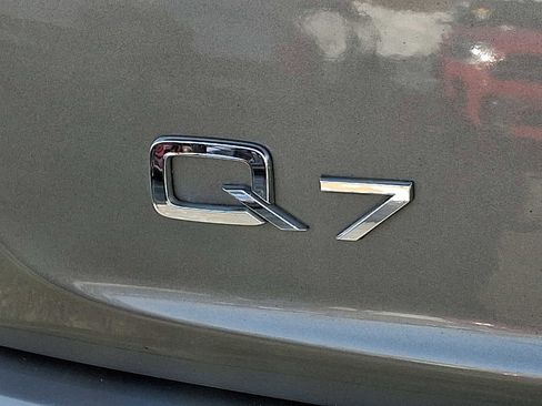 Used 2012 Audi Q7 3.0T Premium w/ Audi MMI Navigation Plus image 28