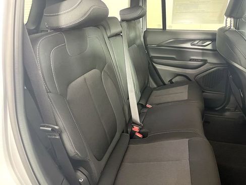 New 2025 Jeep Grand Cherokee Laredo w/ Luxury Tech Group I image 26