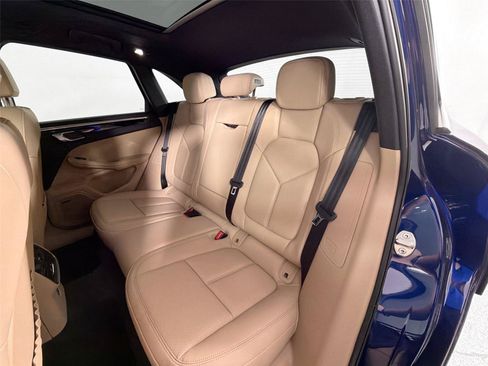 Certified 2026 Porsche Macan AWD/4WD image 26