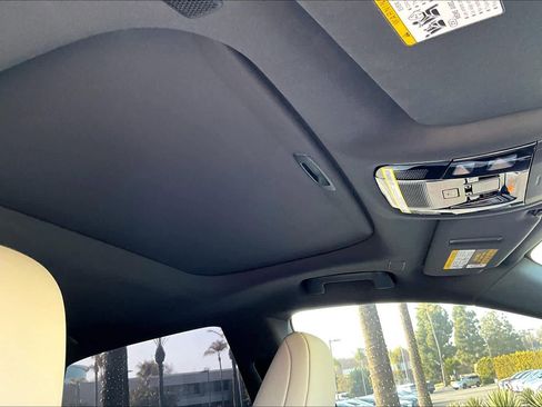 Used 2024 Lexus RX 350 Premium image 13