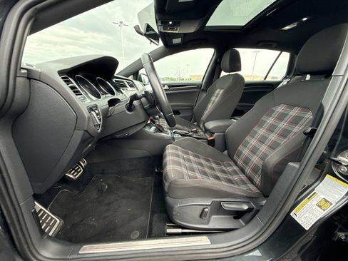 Used 2015 Volkswagen GTI S FWD image 12