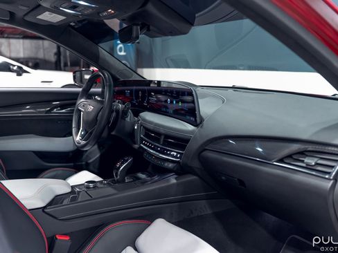 Used 2025 Cadillac CT5 V Blackwing w/ Super Cruise 1 Package image 16