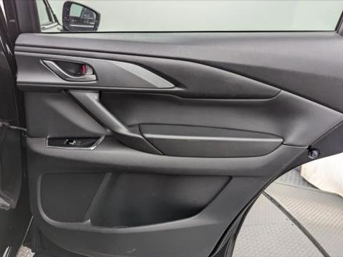Used 2023 MAZDA CX-9 Touring image 23