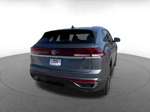 Used 2025 Volkswagen Atlas Cross Sport SE image 15