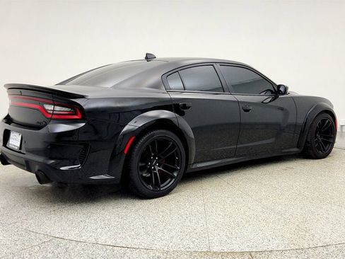Used 2020 Dodge Charger SRT Hellcat w/ Harman/Kardon Audio Group image 5