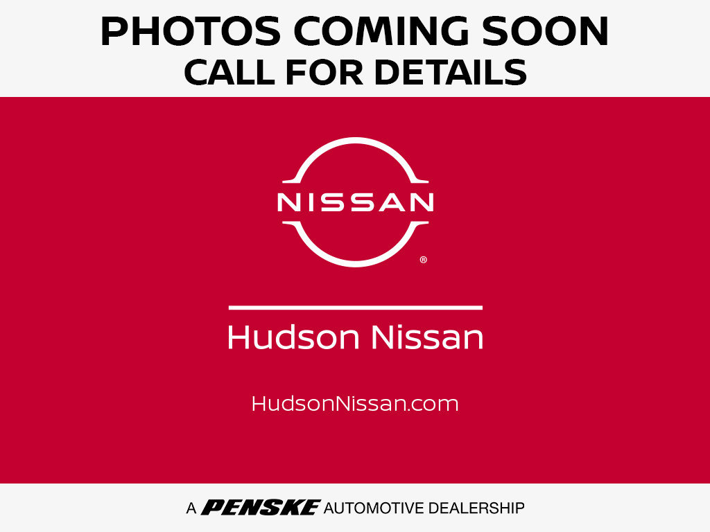 Used 2017 Nissan Rogue SV AWD/4WD image 1