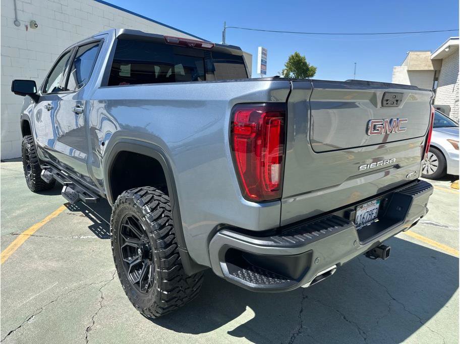 Used 2021 GMC Sierra 1500 AT4 w/ AT4 Value Package AWD/4WD image 11