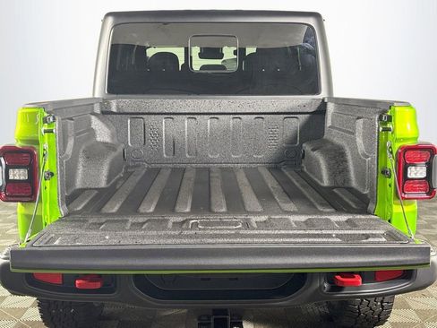 New 2025 Jeep Gladiator Rubicon w/ Convenience Group image 21