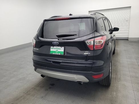 Used 2018 Ford Escape SE image 7
