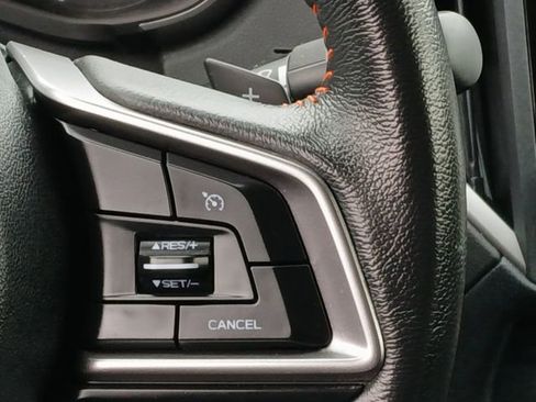 Used 2018 Subaru Crosstrek 2.0i Premium w/ Moonroof Package image 10