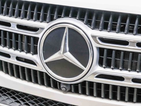 Used 2026 Mercedes-Benz GLE 450e 4MATIC image 13