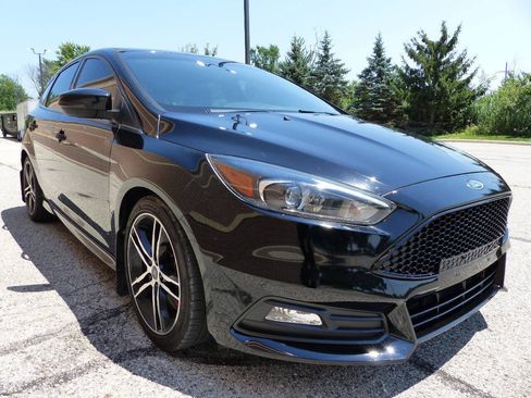 Used 2018 Ford Focus ST FWD image 13