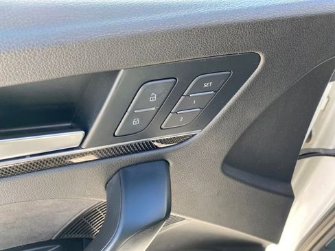 Used 2018 Audi SQ5 Prestige image 17