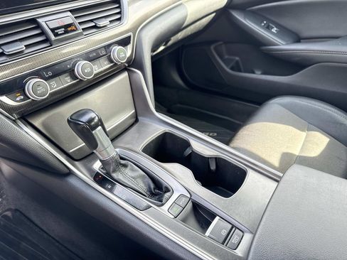 Used 2020 Honda Accord Sport image 25