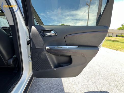 Used 2019 Dodge Journey GT AWD/4WD image 47